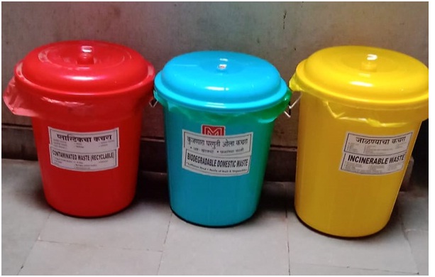 DIFFERENT COLOURED BMW BINS OF 50 KG